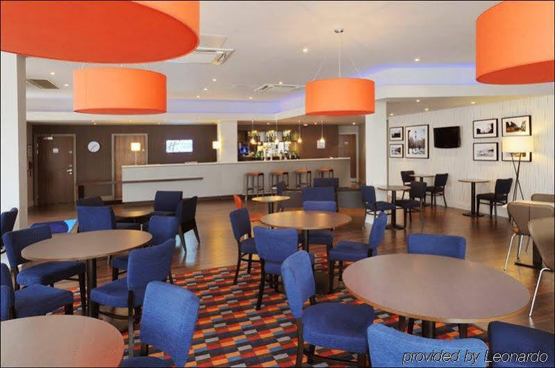 Holiday Inn Express Liverpool Hoylake, An Ihg Hotel Bagian luar foto